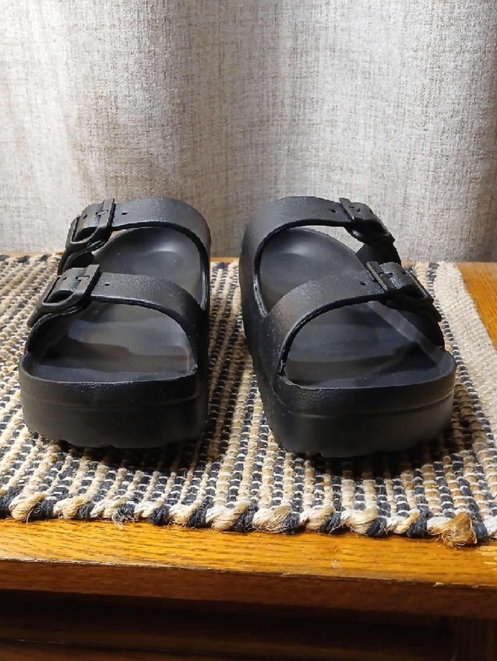 Platform Slide Sandals in Black - Picture 2 of 6